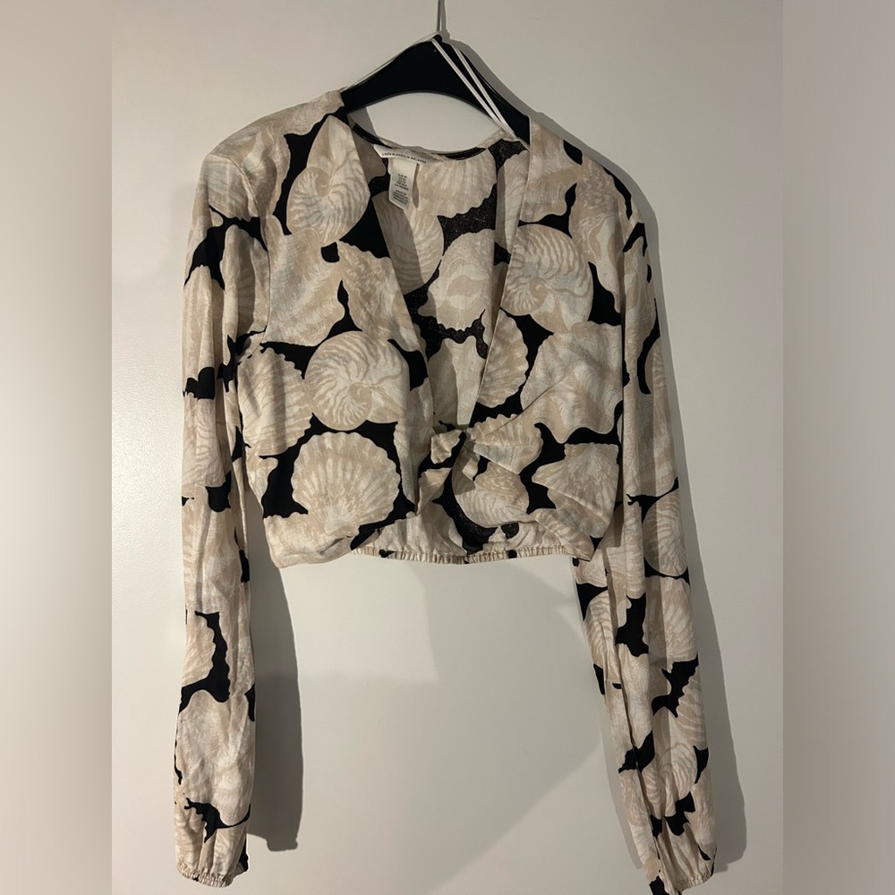 Women’s long sleeve crop top from H&M